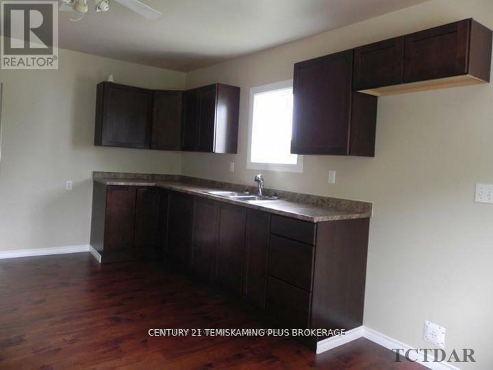 Property Photo: 283 Meridian Avenue ON P0J 1K0