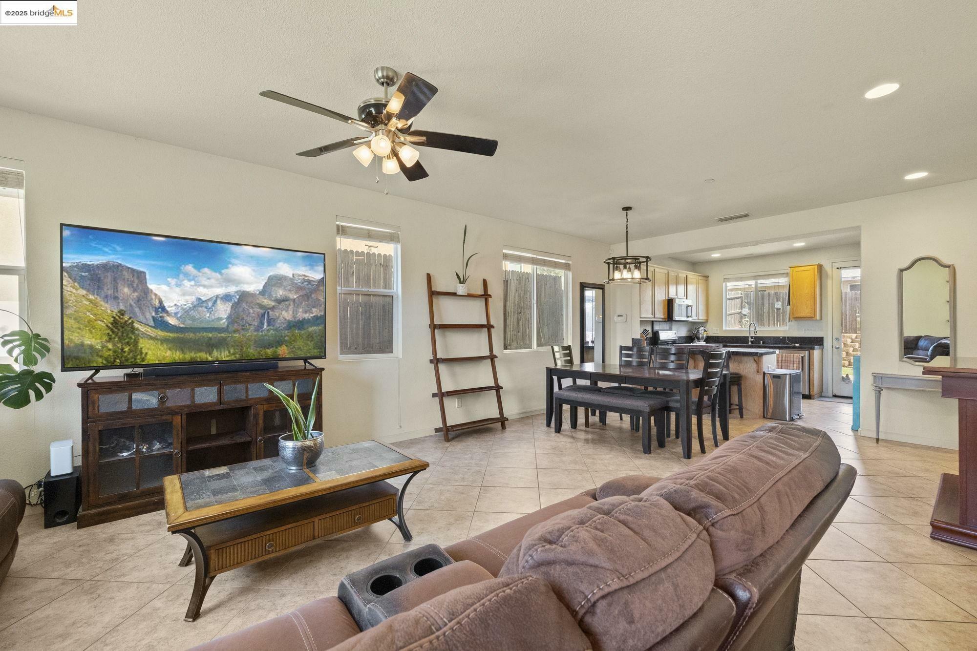 Property Photo: 10786 Sierra Meadows Dr CA 95370