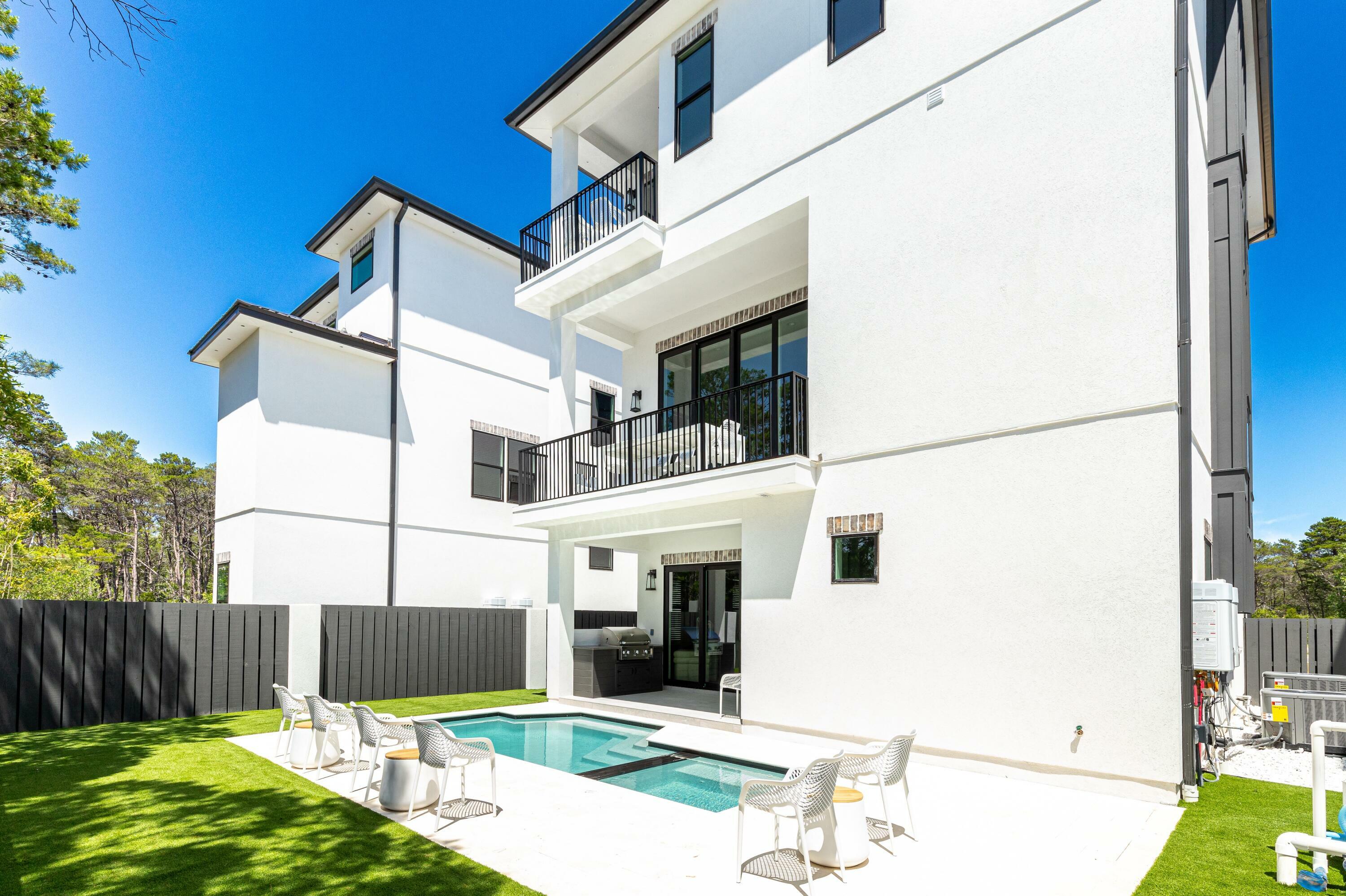 Property Photo:  20 Sea Croft Cove  FL 32459 