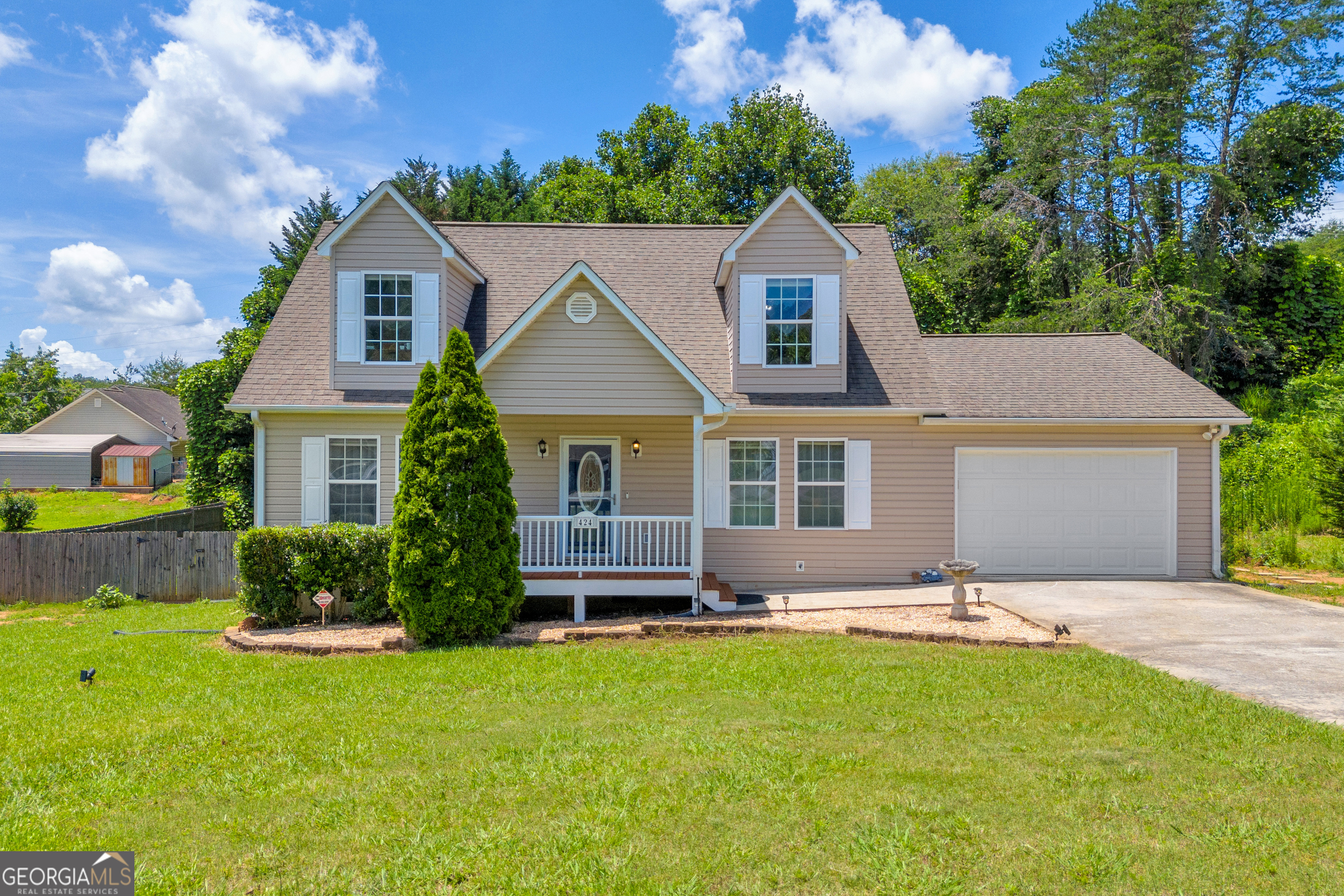 Property Photo: 424 Head Street GA 30528