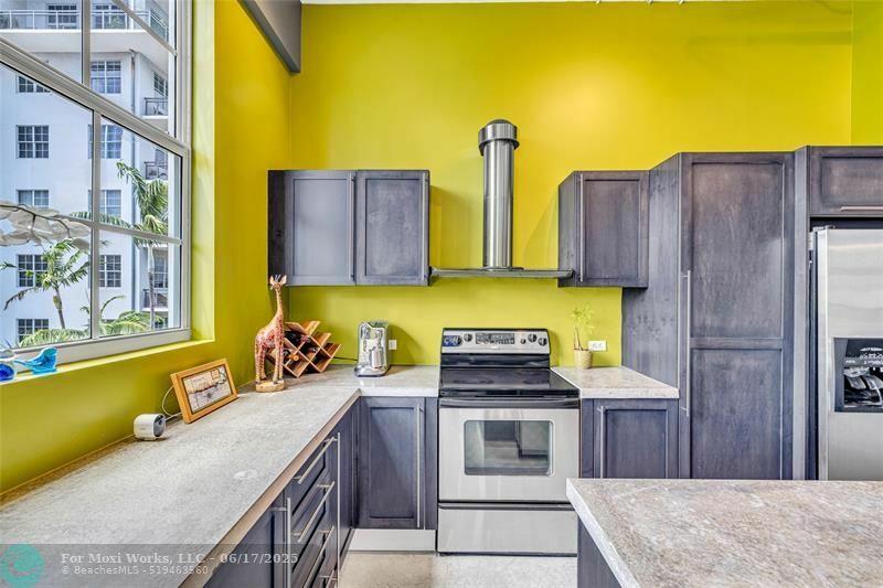 Property Photo: 425 N Andrews Ave 303 FL 33301