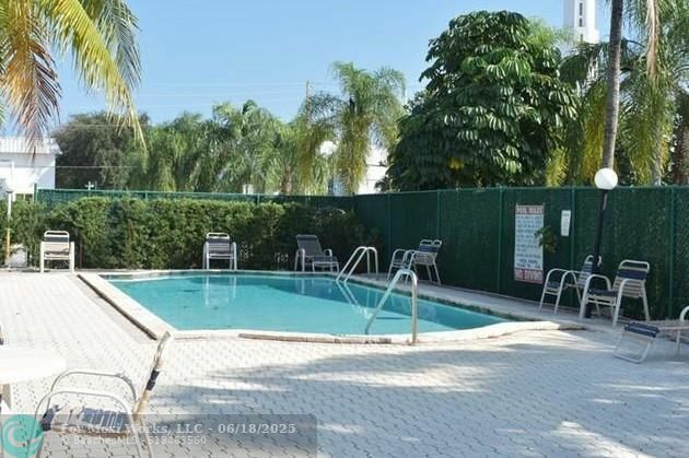Property Photo: 2175 NE 56th St 109 FL 33308