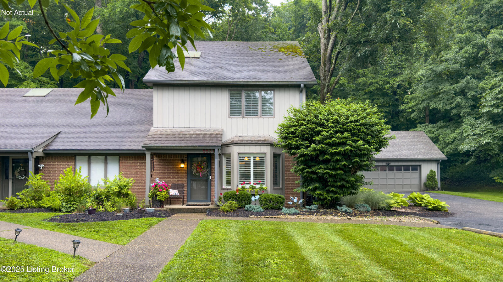 Property Photo:  5531 Forest Lake Dr  KY 40059 