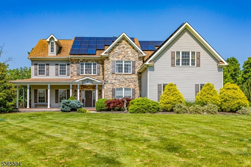 4 Wingover Farm Ct  Raritan Twp. NJ 08822 photo