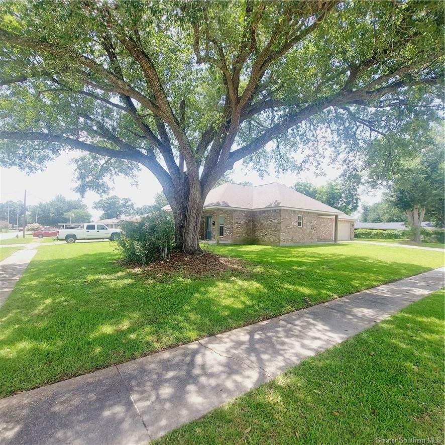 Property Photo:  805 Royal Street  LA 70607 