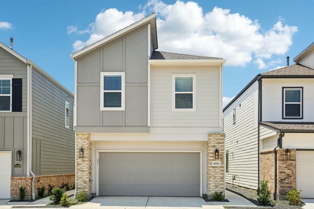 Property Photo: 10011 Rustic Charm Street TX 77080