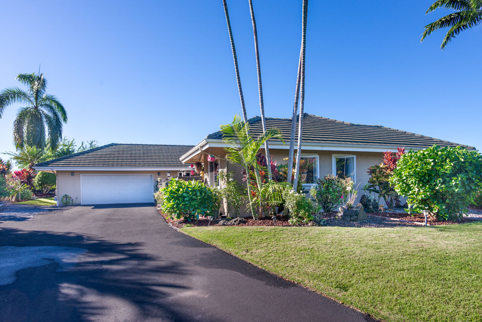 Property Photo:  75-5614-R Hienaloli Rd  HI 96740 