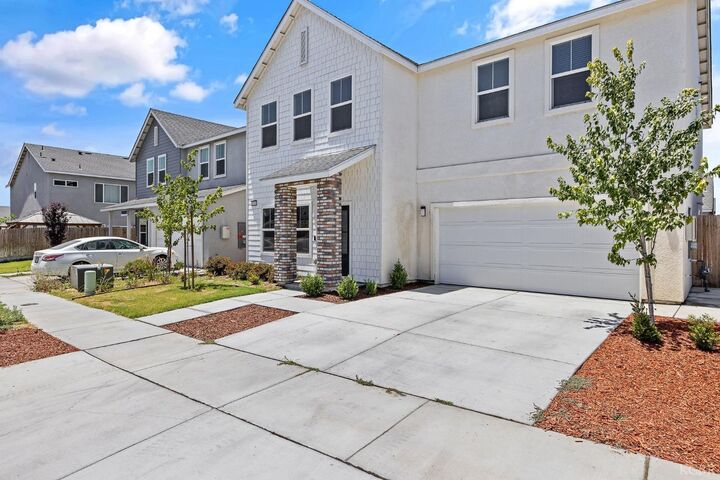 Property Photo: 1754 N Aster Lake Road CA 93230