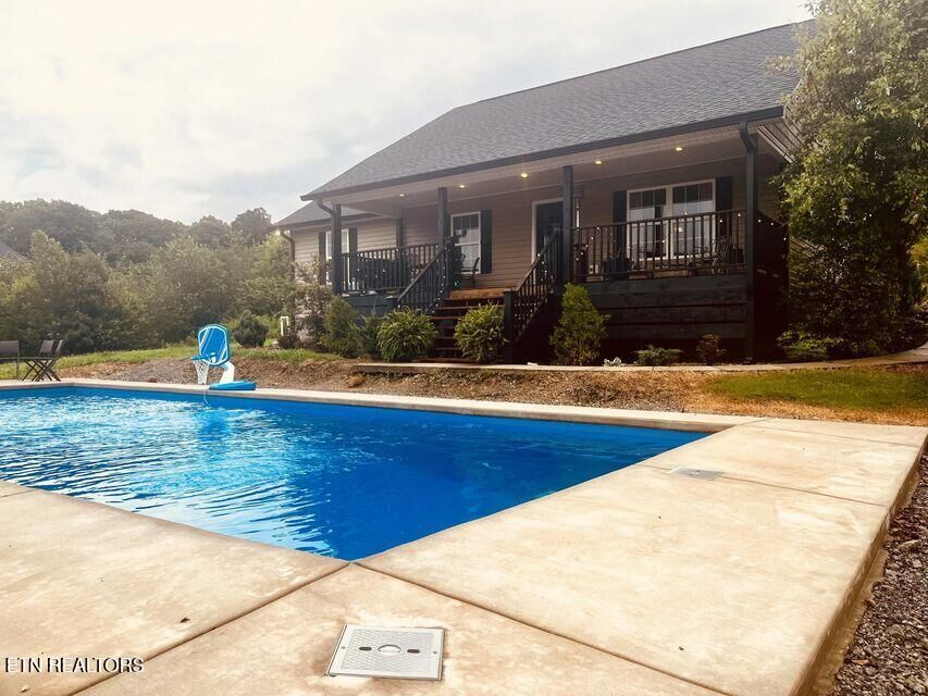 Property Photo:  331 Hardin Rd  TN 37327 