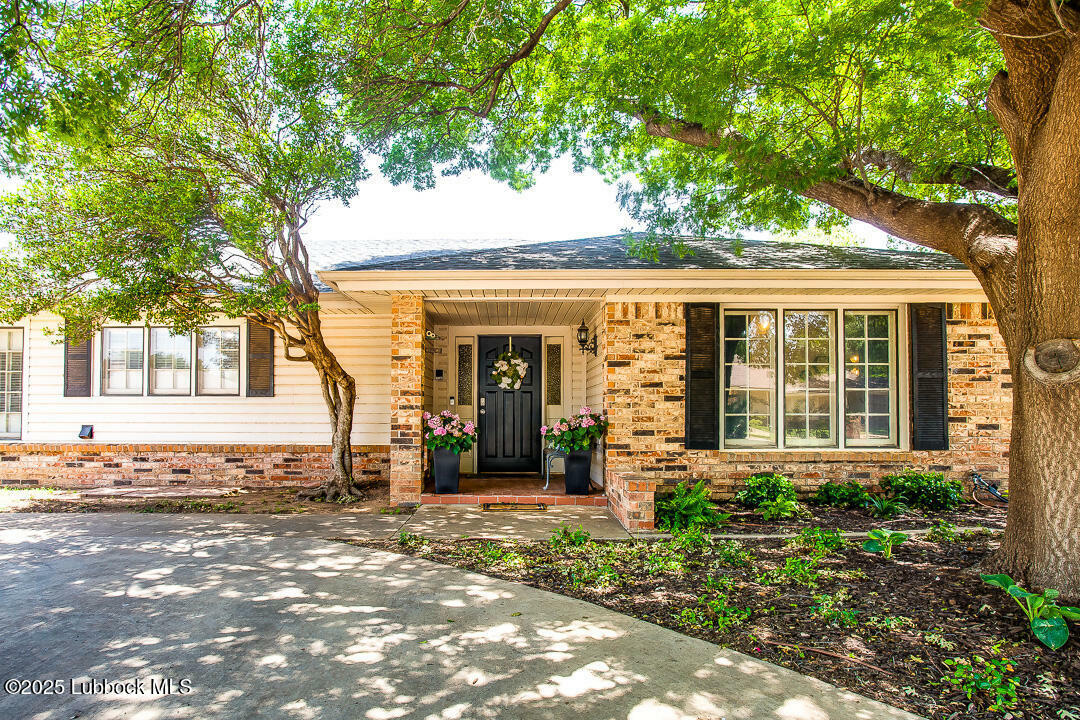 Property Photo: 2912 76th Street TX 79423