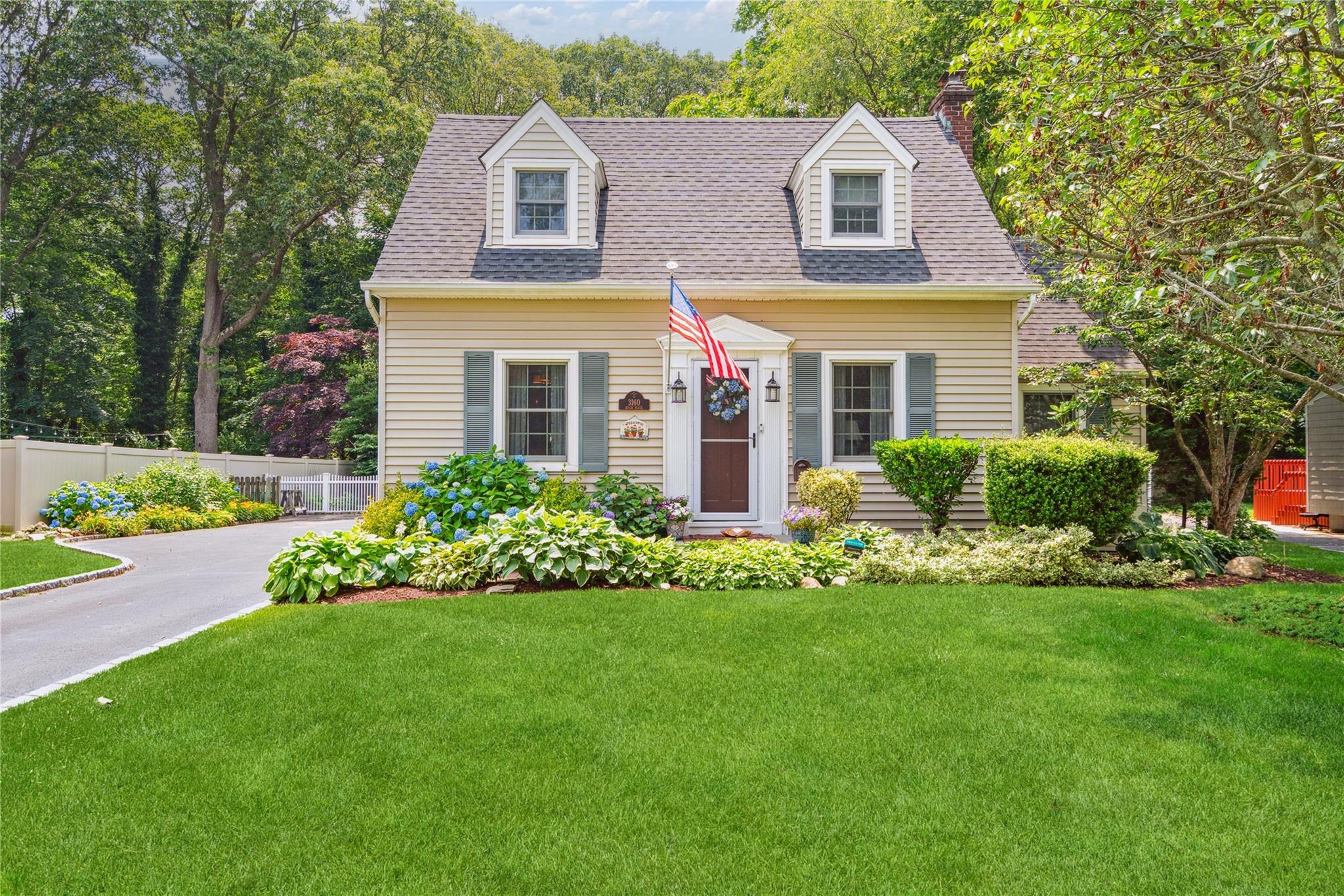 Property Photo:  3160 Birch Place  NY 11793 