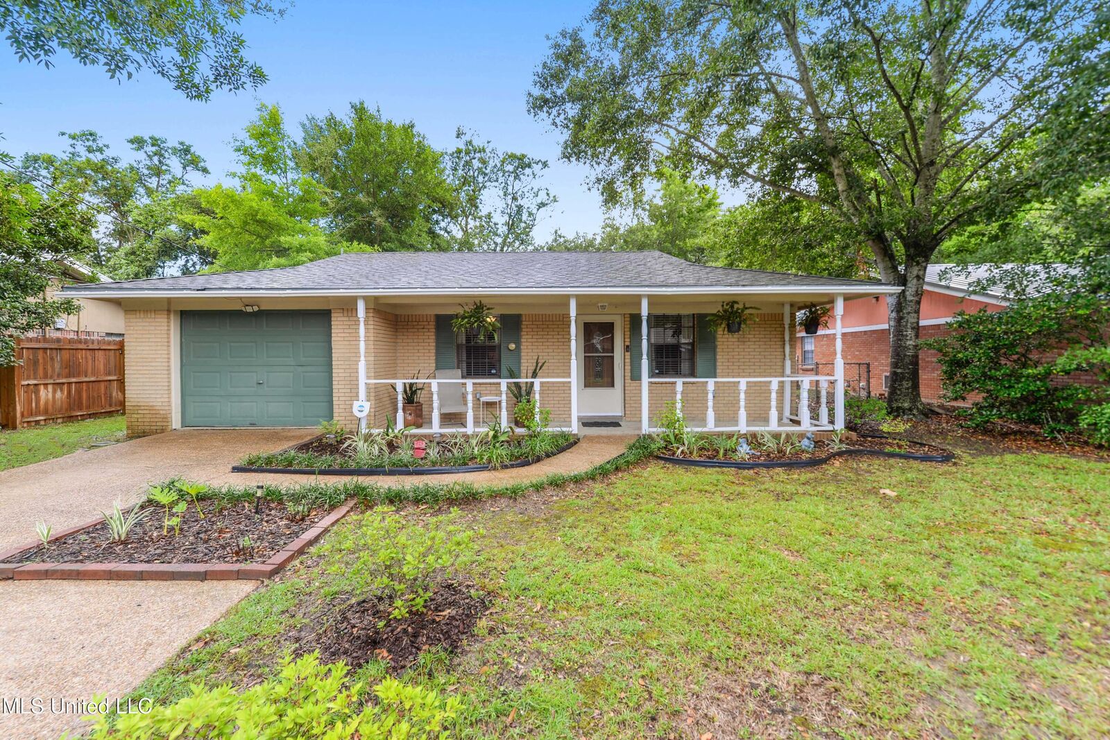 Property Photo: 1215 23rd Street MS 39501