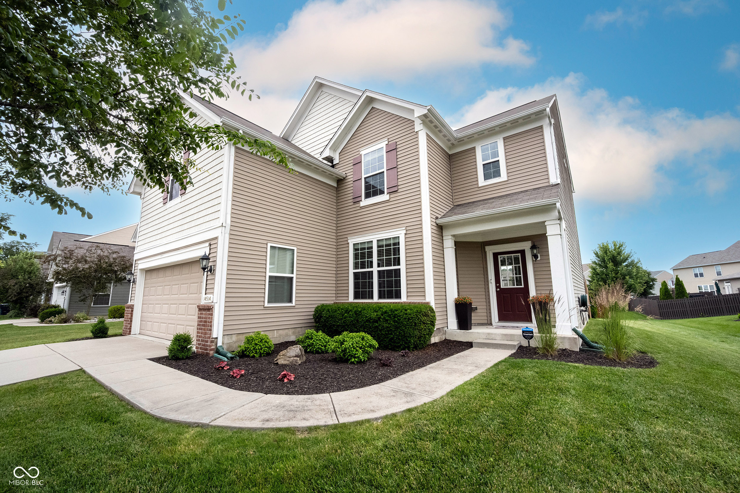 Property Photo: 14514 Glapthorn Road IN 46037