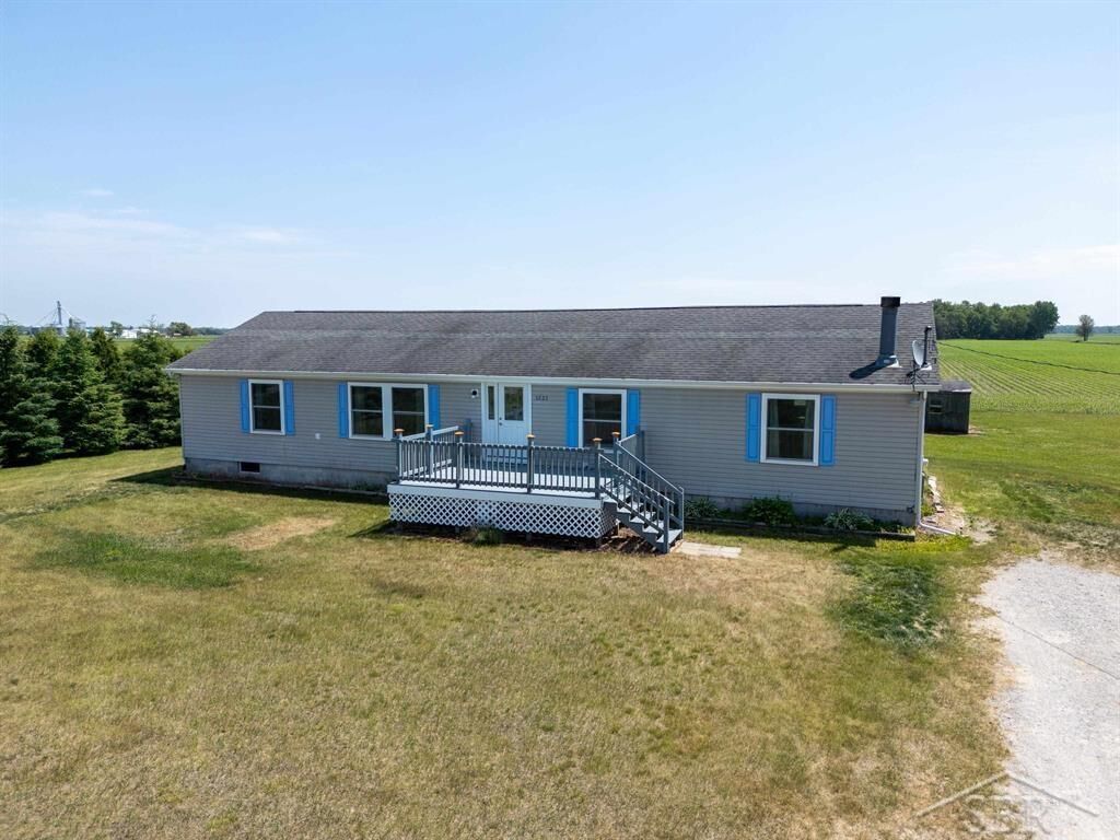 Property Photo:  3227 S 11 Mile Road  MI 48611 