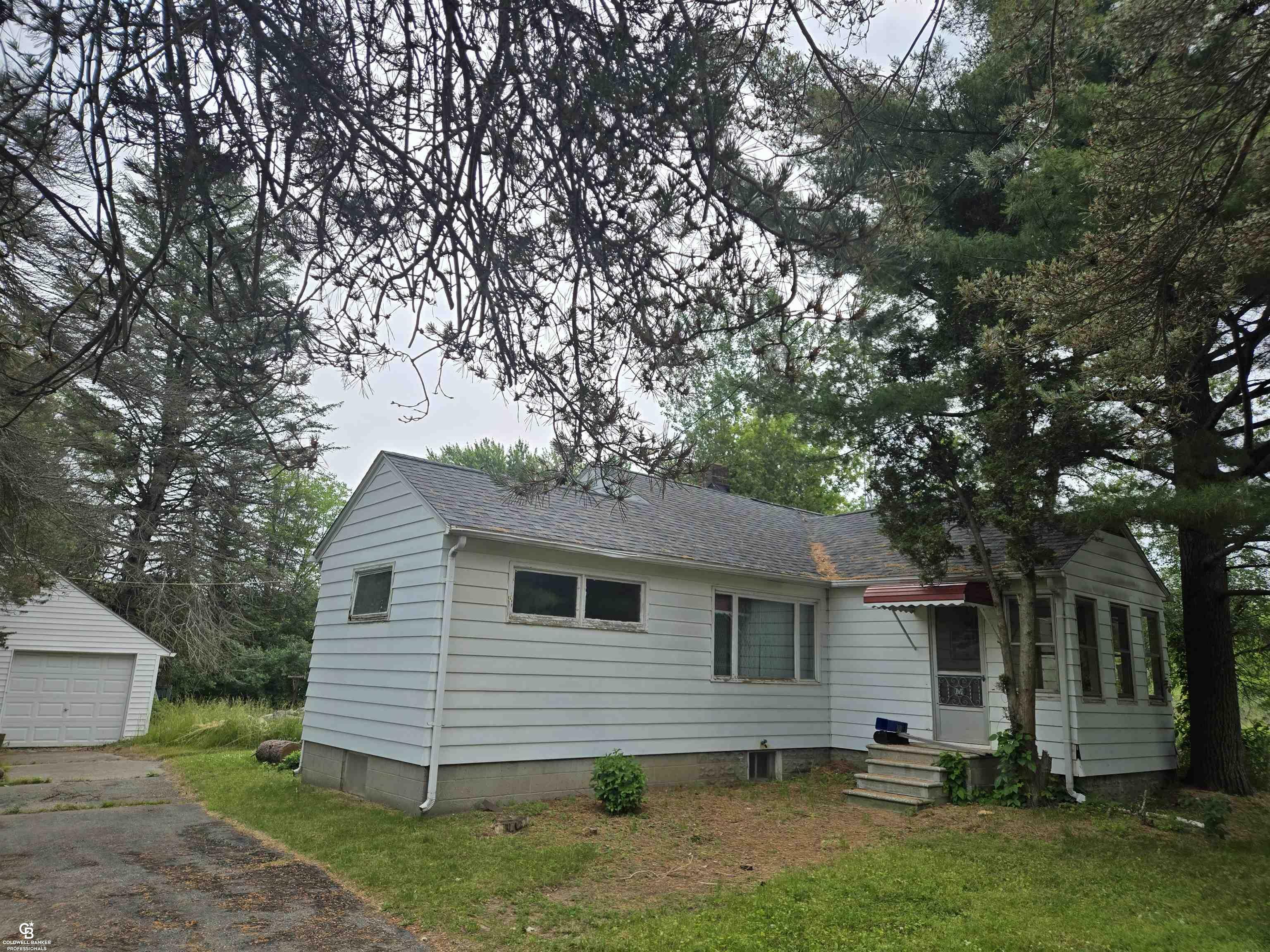 Property Photo: 1675 Bauman Road MI 48063