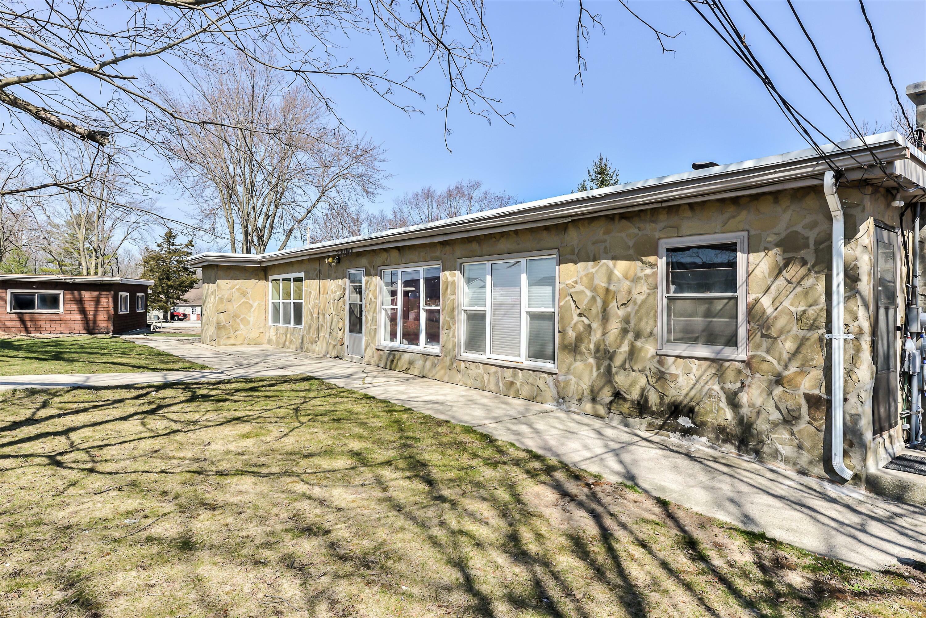 Property Photo: 7200 Whitmore Lake Road MI 48189