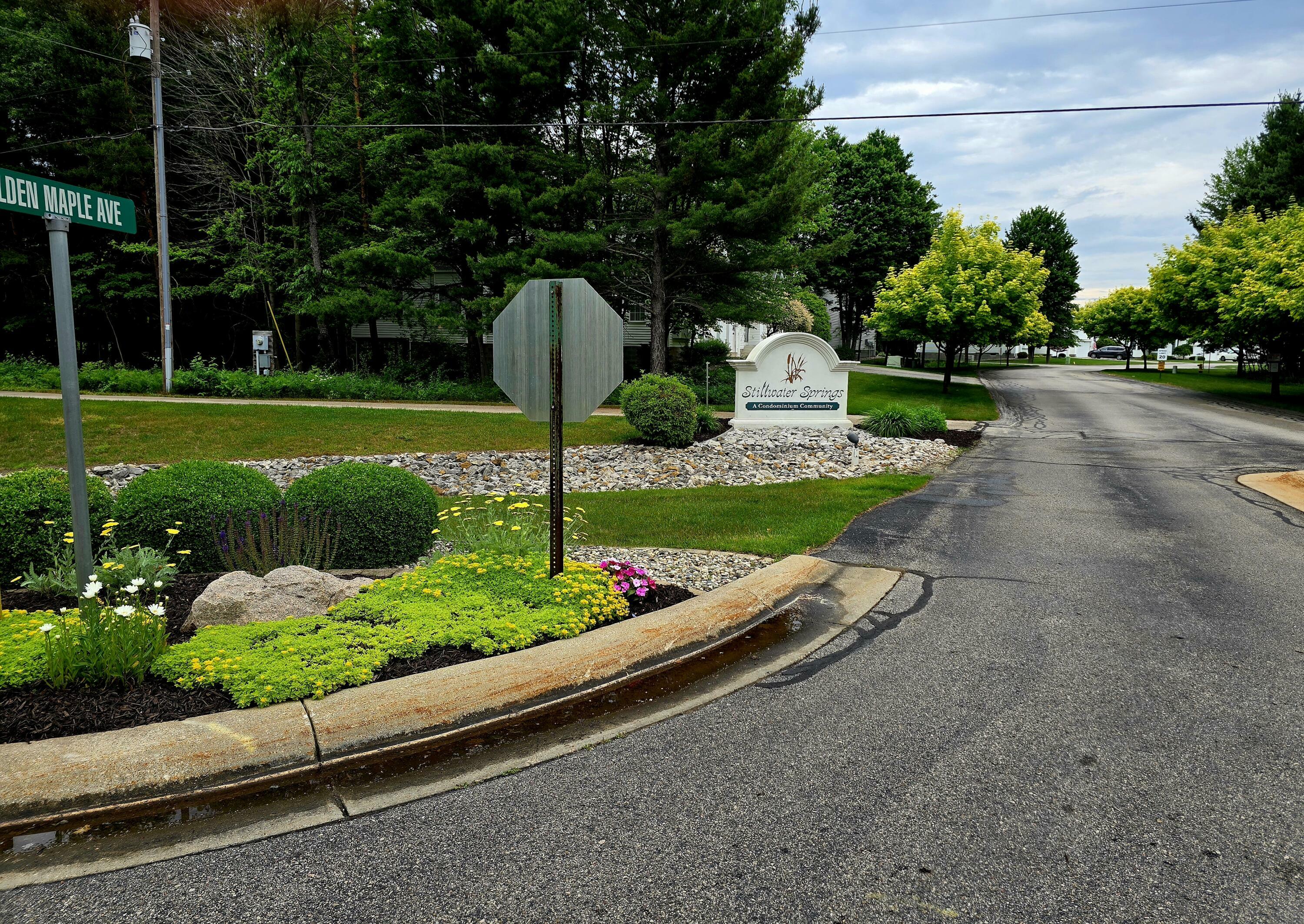 Property Photo: 5637 N Turning Leaf Way MI 49415
