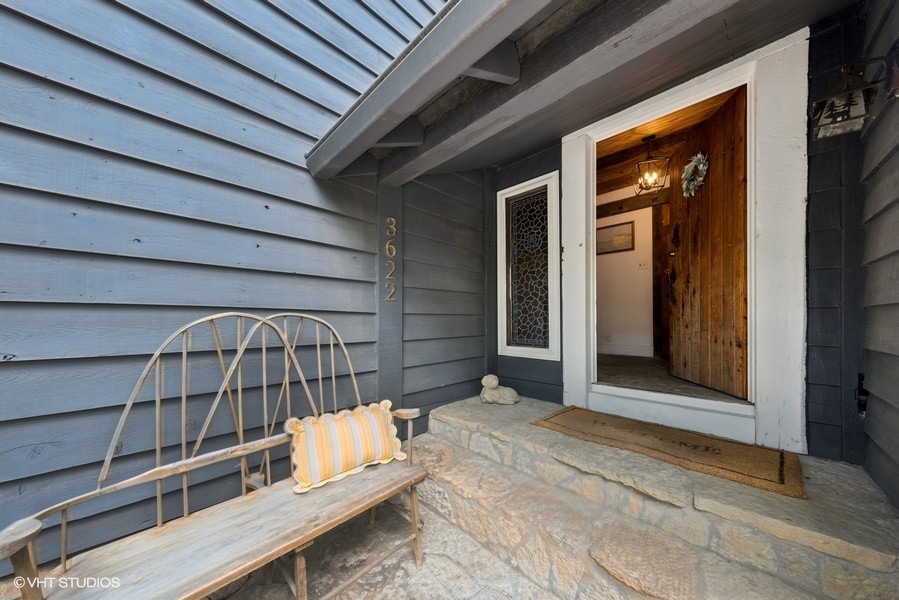 Property Photo: 3622 Fairview Avenue IL 60515