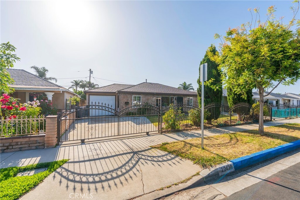 Property Photo:  22428 Neptune Avenue  CA 90745 