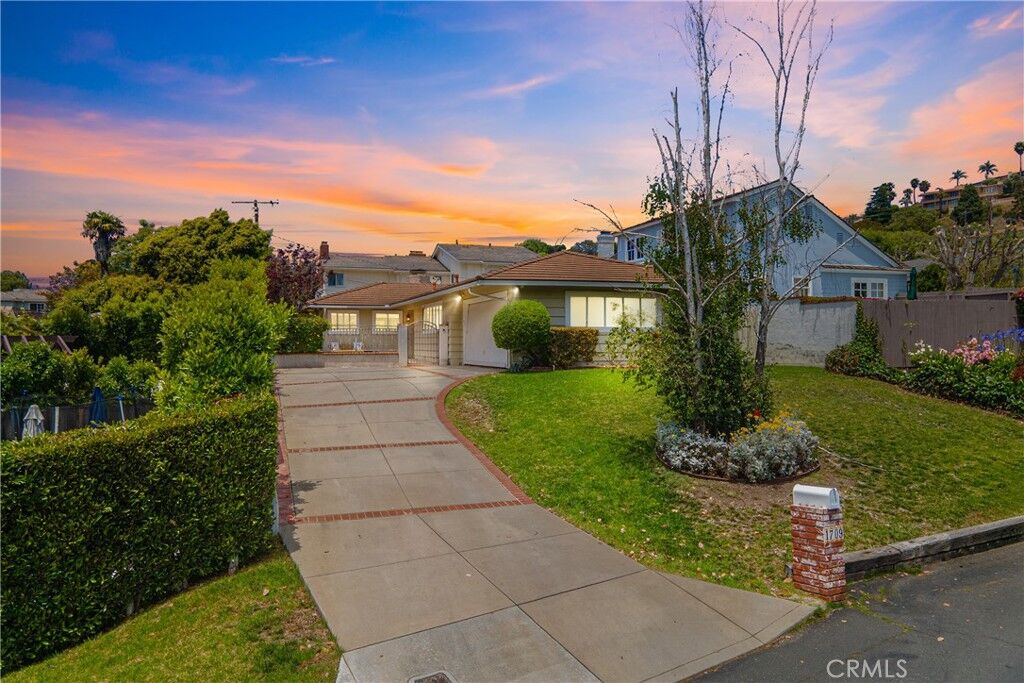 Property Photo:  1709 Espinosa Circle  CA 90274 