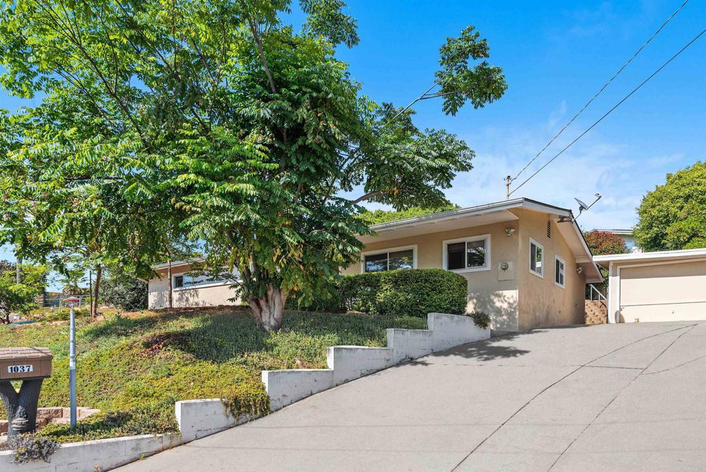 Property Photo:  1037 Lonsdale Dr  CA 92084 
