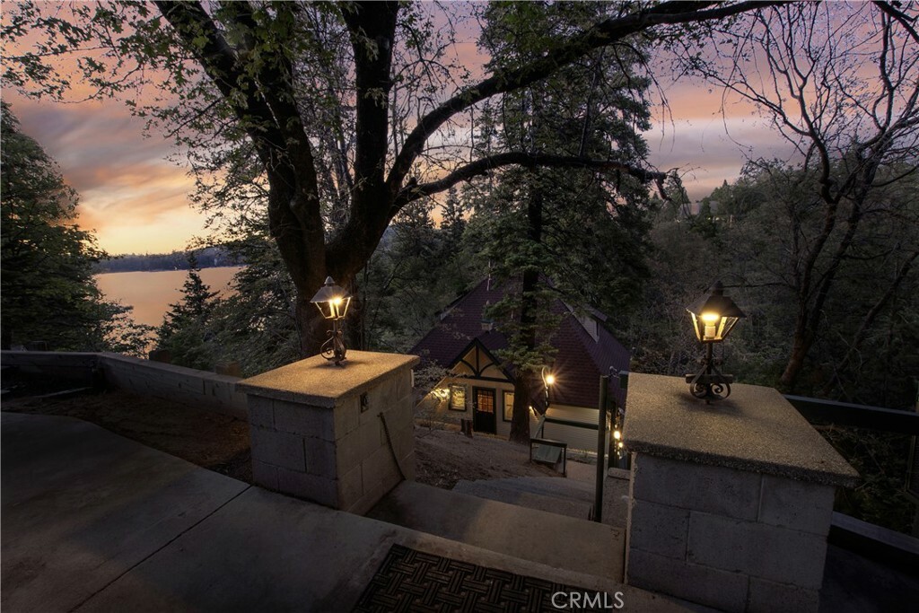 Property Photo: 362 Ca-173 CA 92352