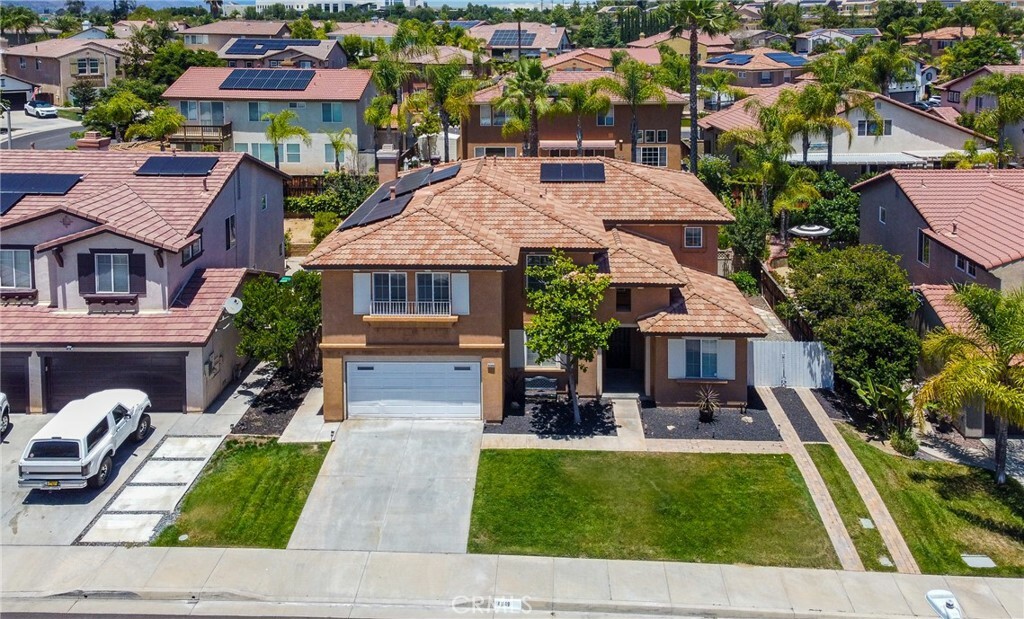 Property Photo:  41149 Oak Creek Road  CA 92562 