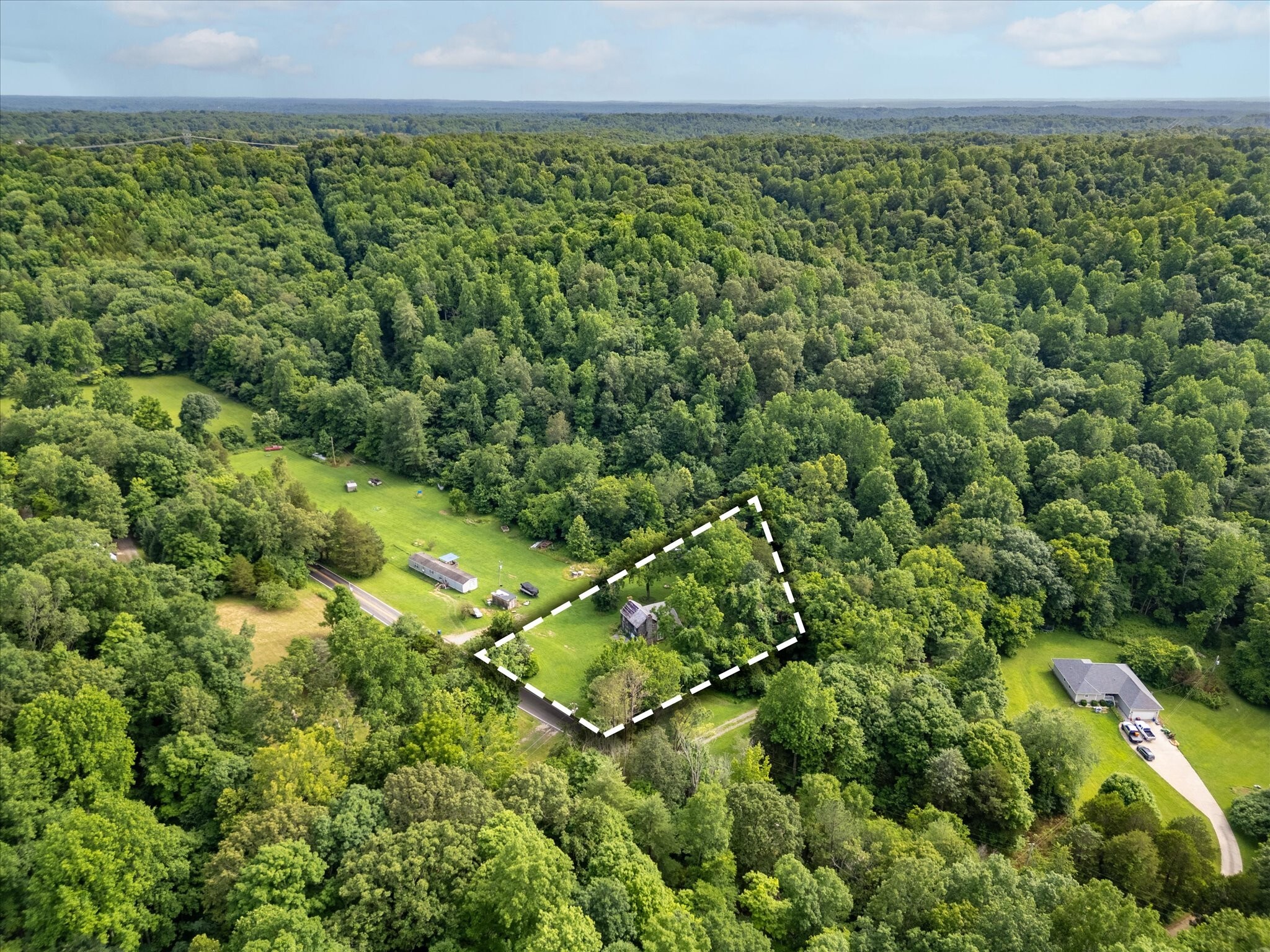 Property Photo: 3862 Wickham Rd TN 37142