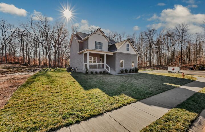 Property Photo:  532 Canyon View Court  TN 37040 