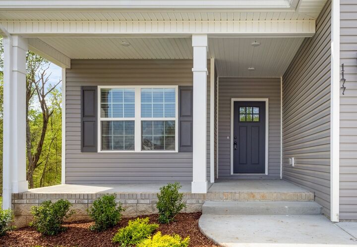 Property Photo:  532 Canyon View Court  TN 37040 