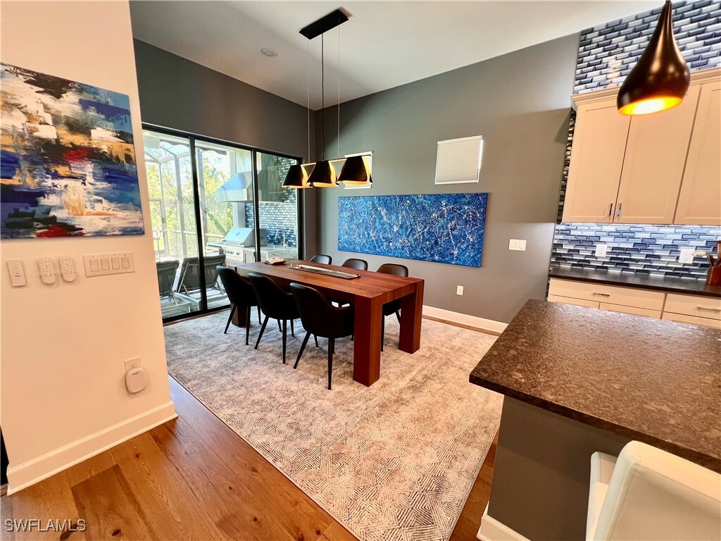 Property Photo: 6690 Pennyroyal Drive FL 34114