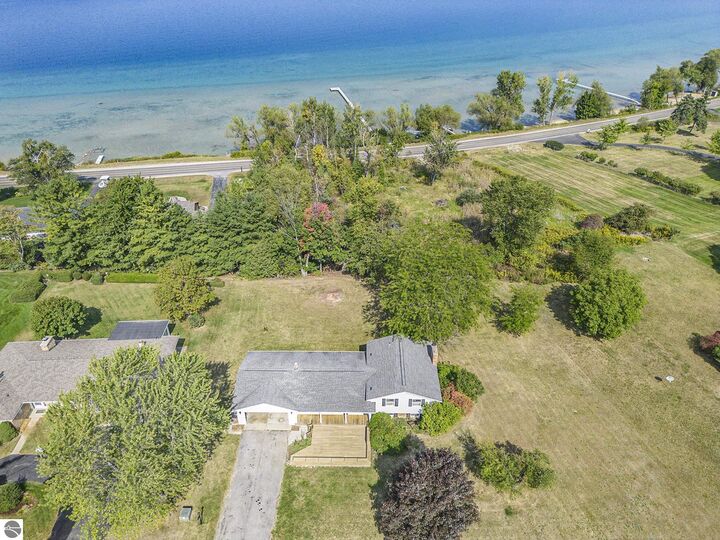 1503 Braemar Drive  Traverse City MI 49686 photo