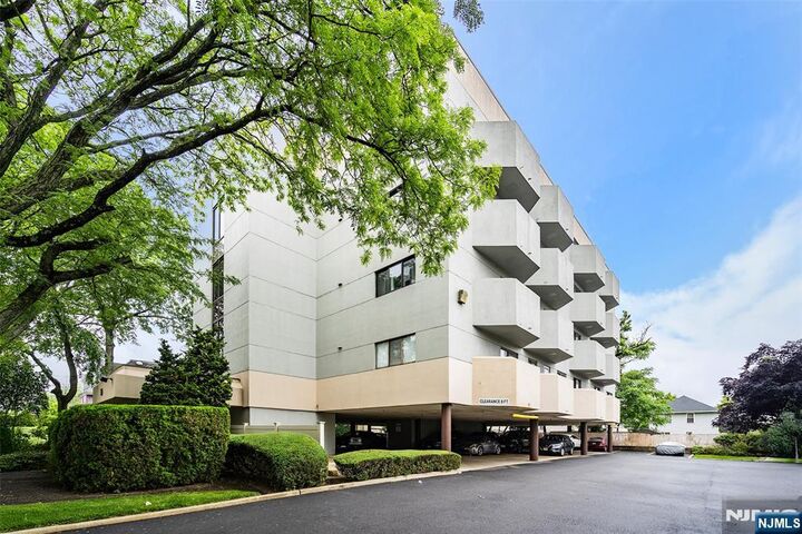 50 Euclid Avenue 2G  Hackensack NJ 07601 photo