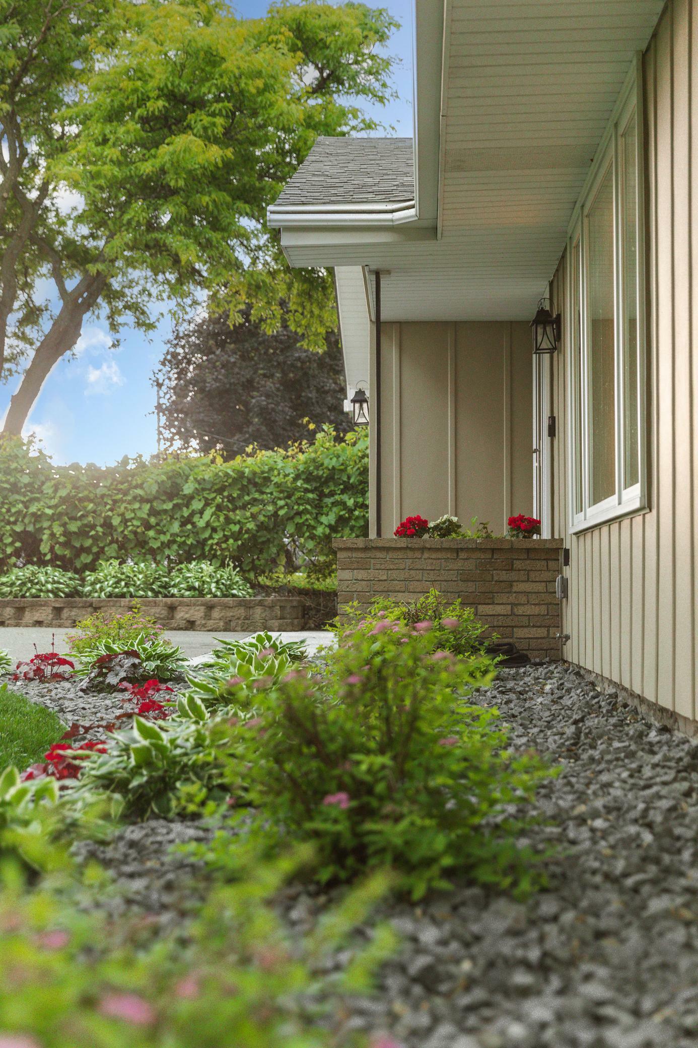 Property Photo:  1791 Fulham Street  MN 55113 
