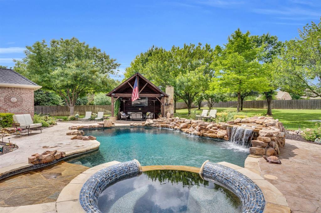 1857 Plum Creek Drive  Midlothian TX 76065 photo