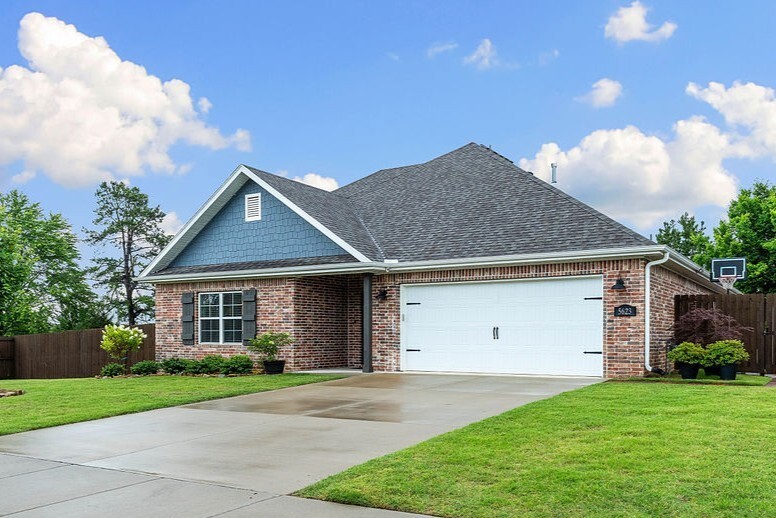 Property Photo:  5623 Lavender Avenue  AR 72762 
