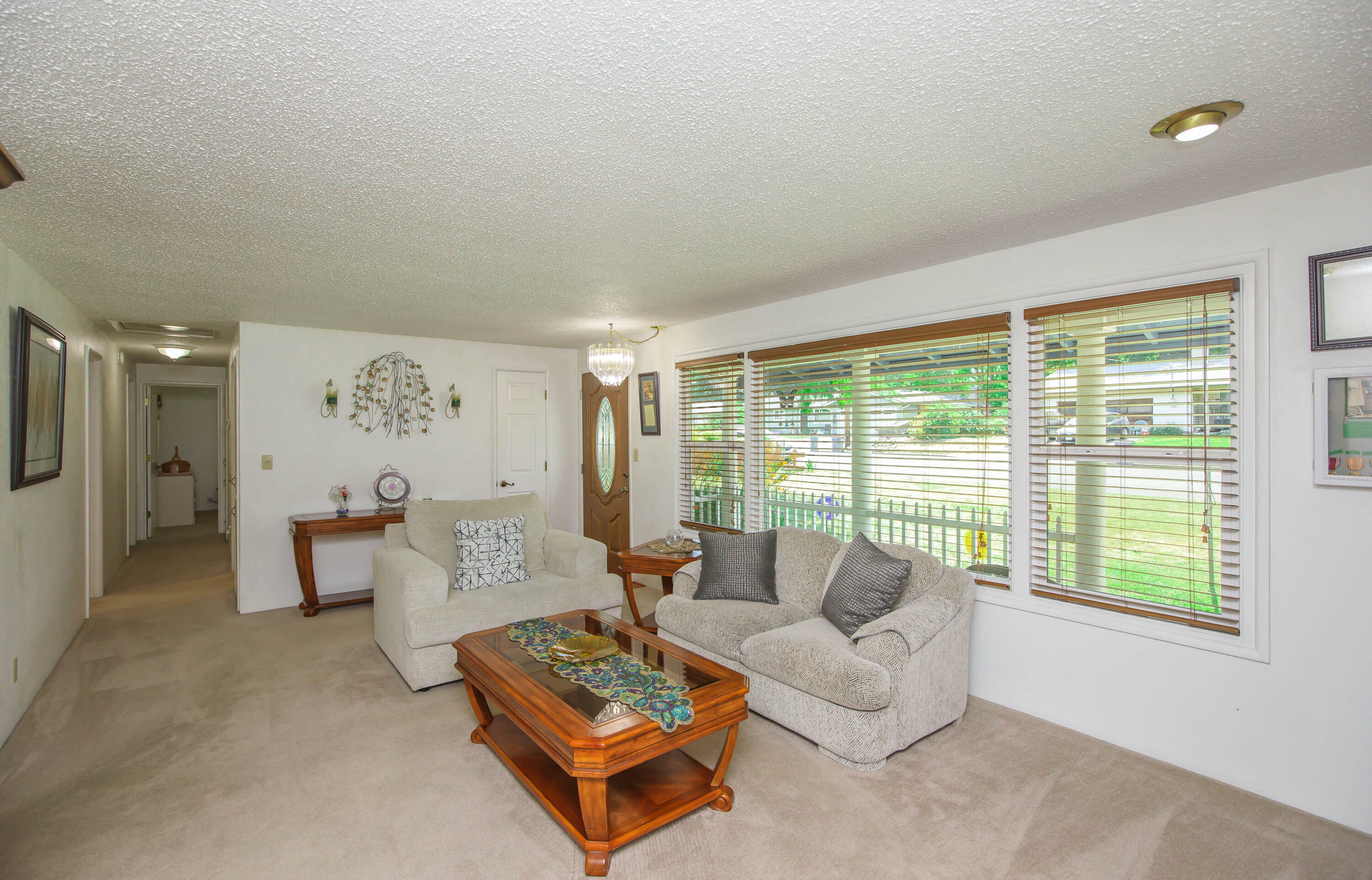 Property Photo: 201 S Rose Street OR 97535