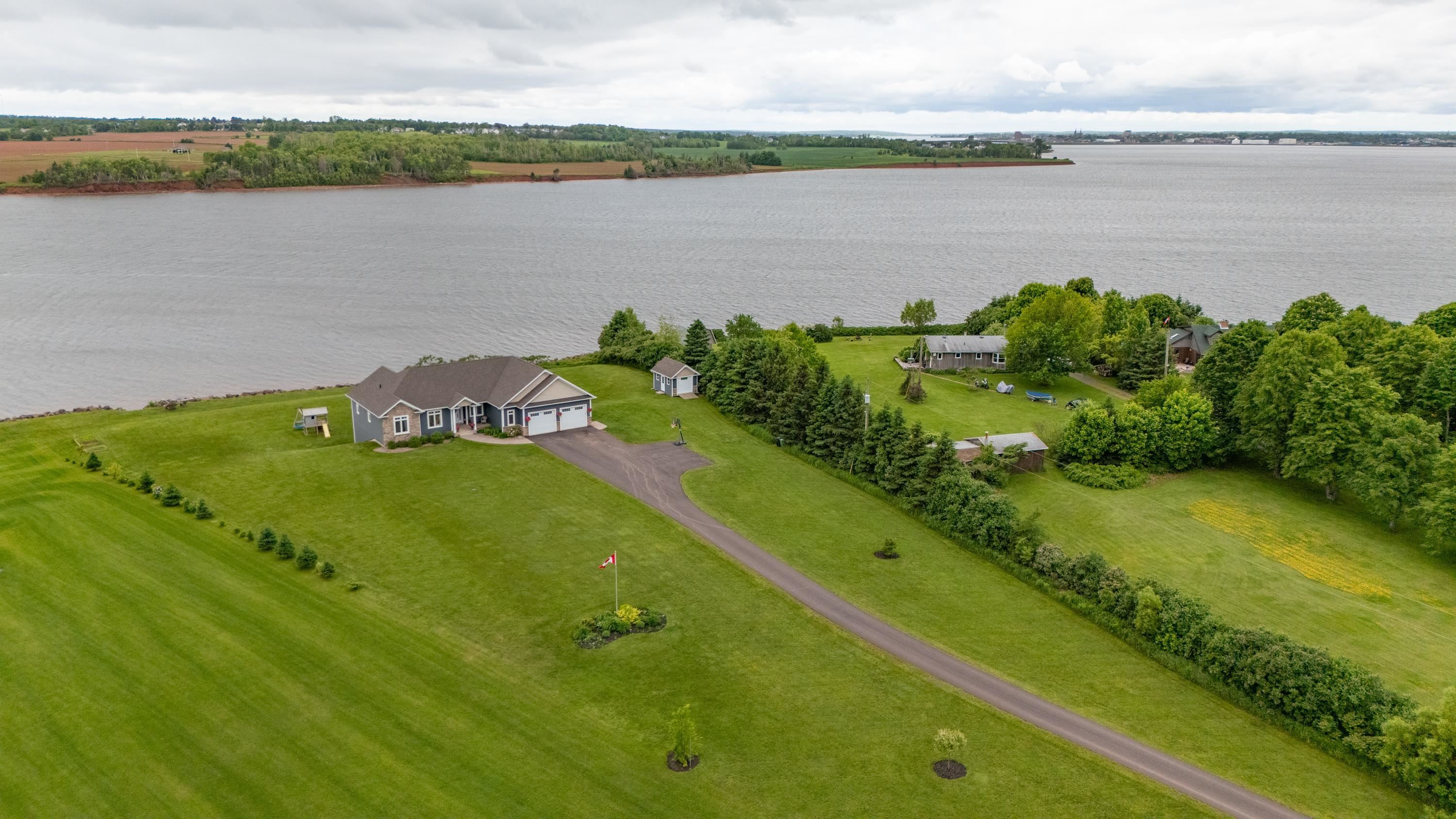 Property Photo: 604 City View Drive PE C1B 0V8