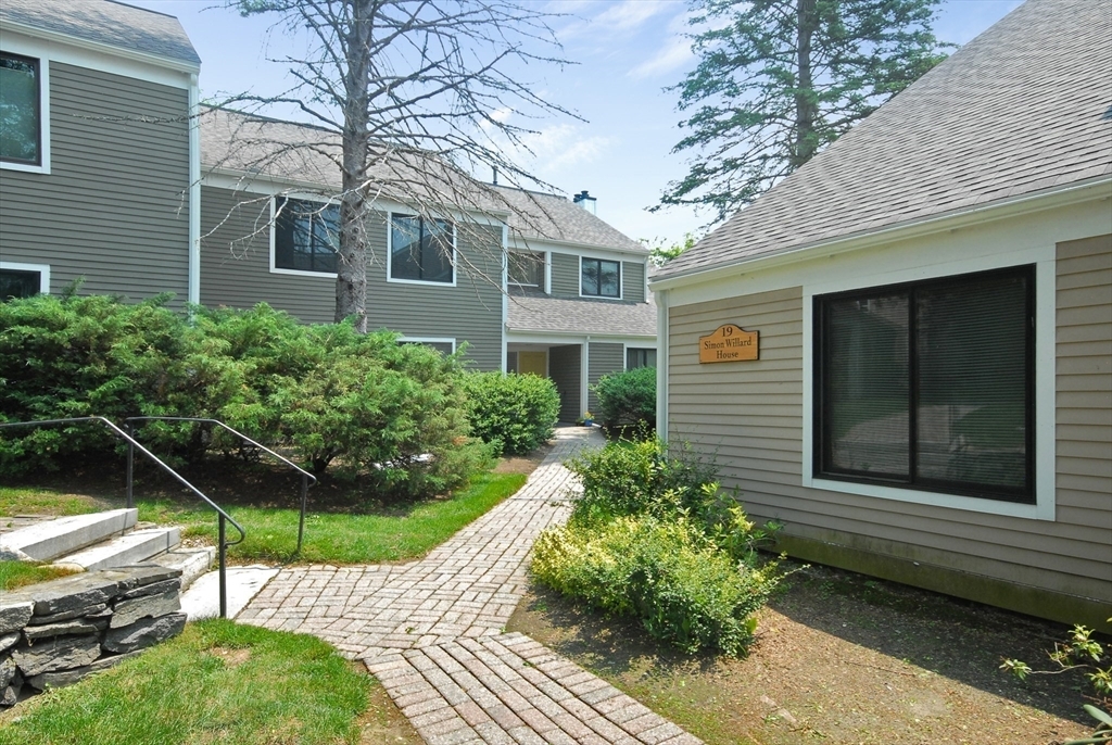 Property Photo:  19 Concord Greene 3  MA 01742 