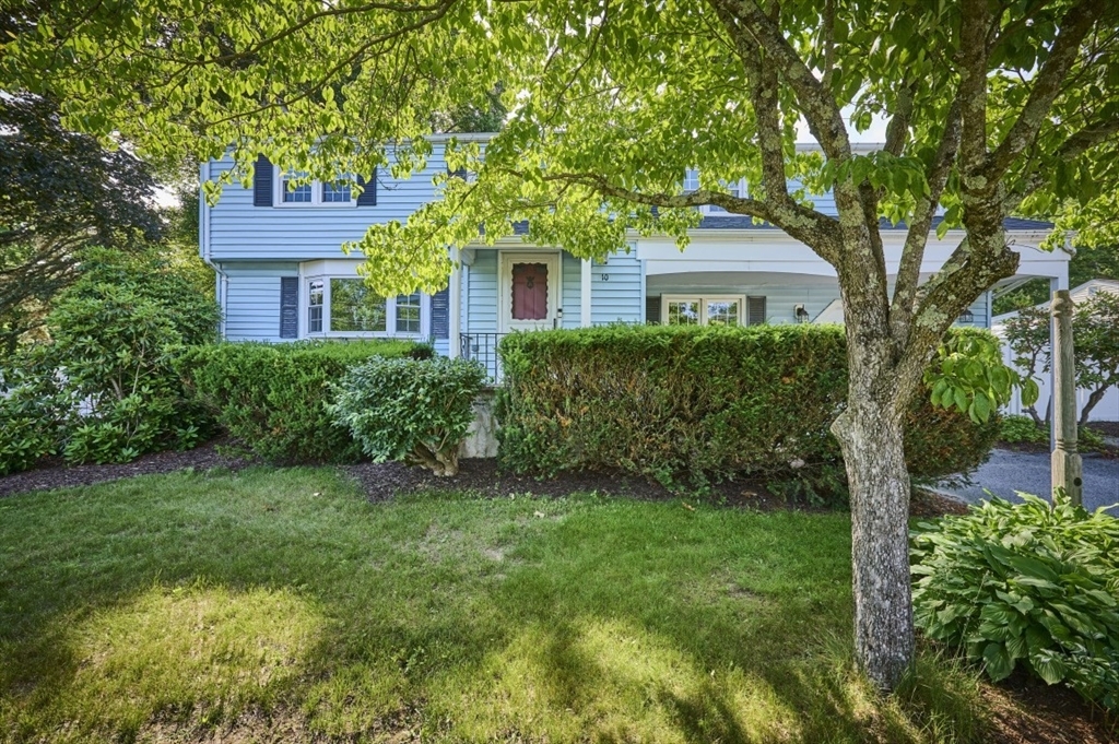 Property Photo:  10 Locust St  MA 01803 