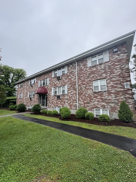 Property Photo: 1395 Furnace Brook Parkway 2 MA 02169