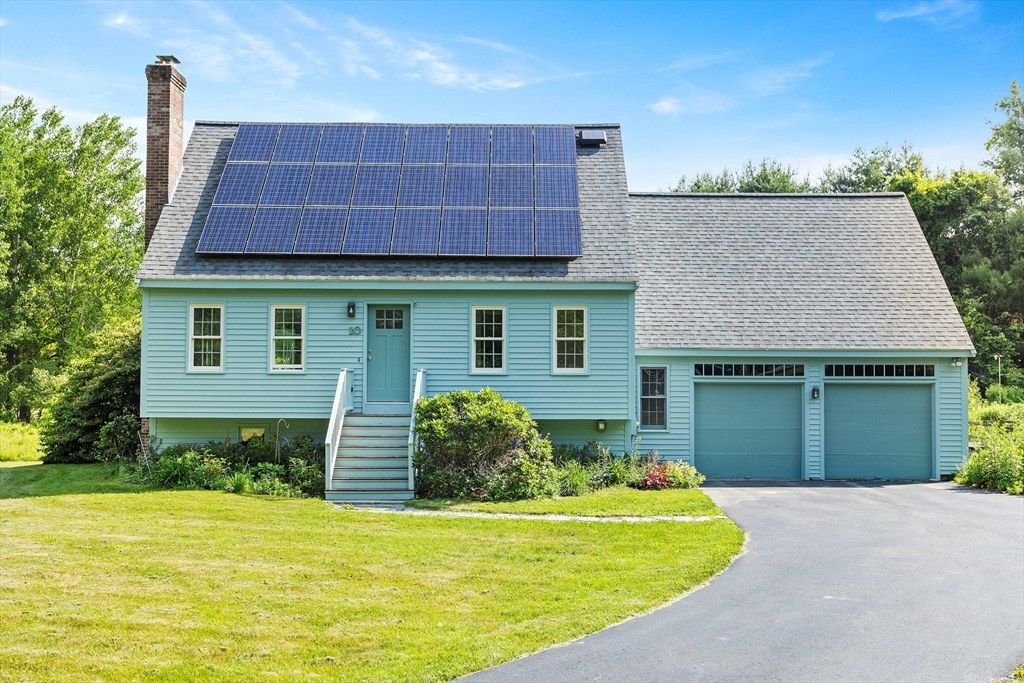 Property Photo:  10 Farm Rd  MA 01775 
