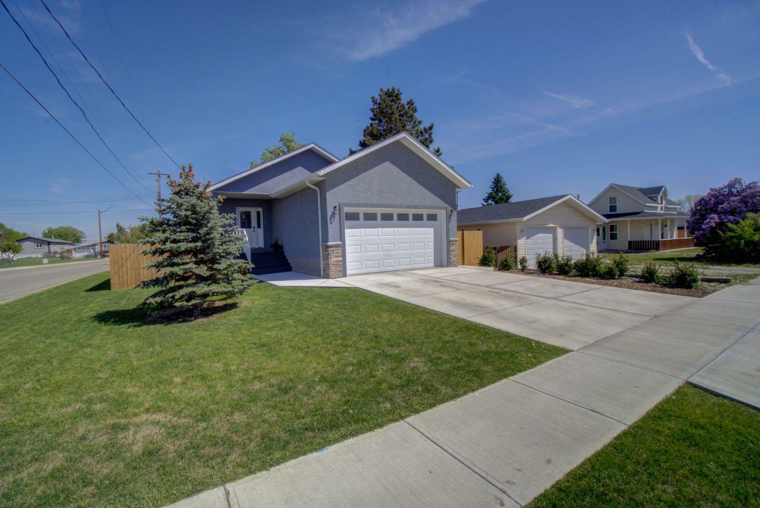 Photo de la propriété: 340 55 Avenue W AB T0L 0T0
