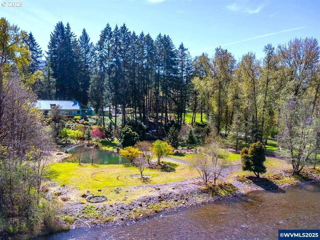 Property Photo: 45955 Oak St OR 97358