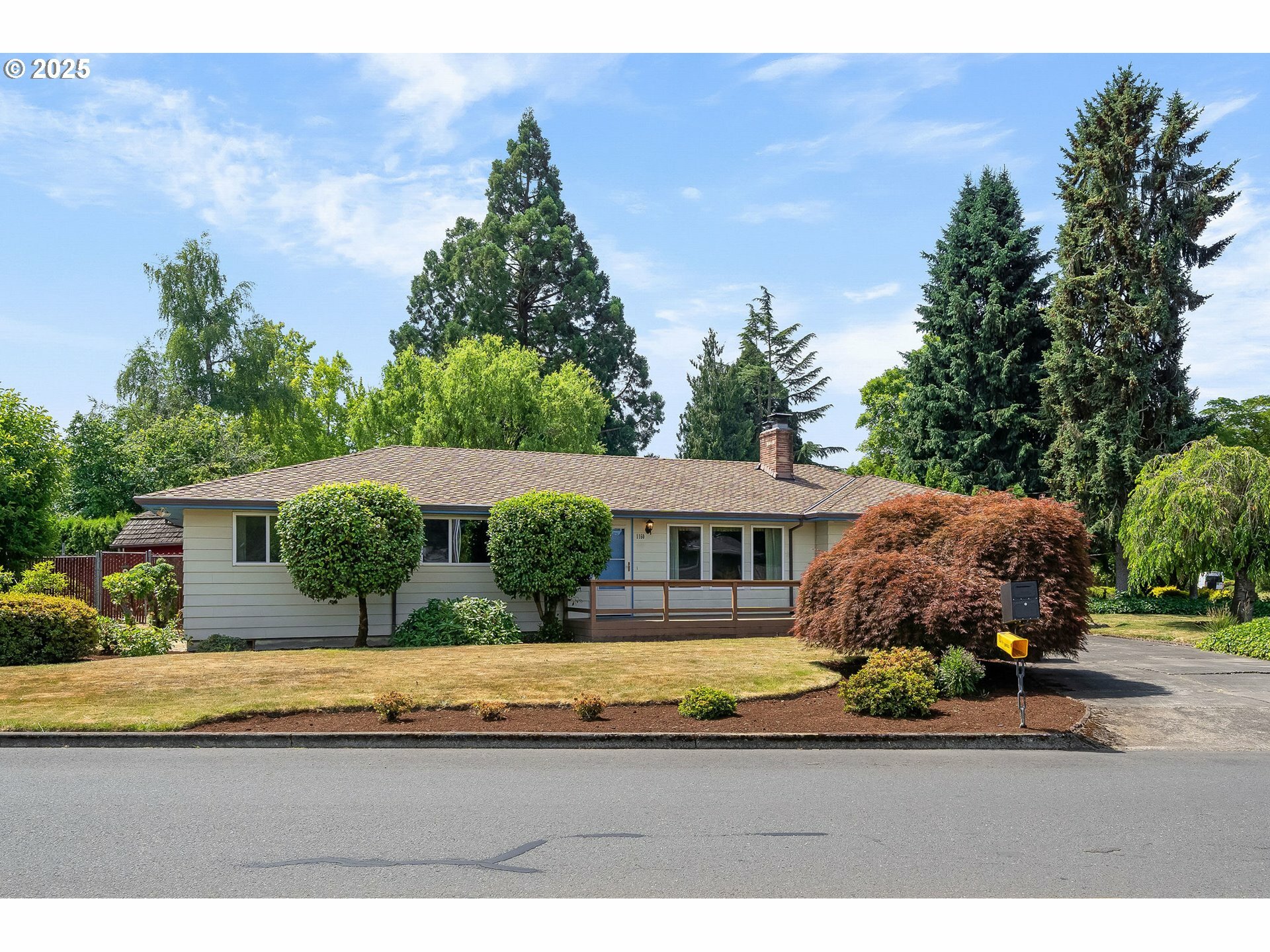 Property Photo: 1160 NE Arrington Rd OR 97124