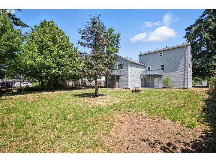 Property Photo: 5609 SE 117th Ave OR 97266