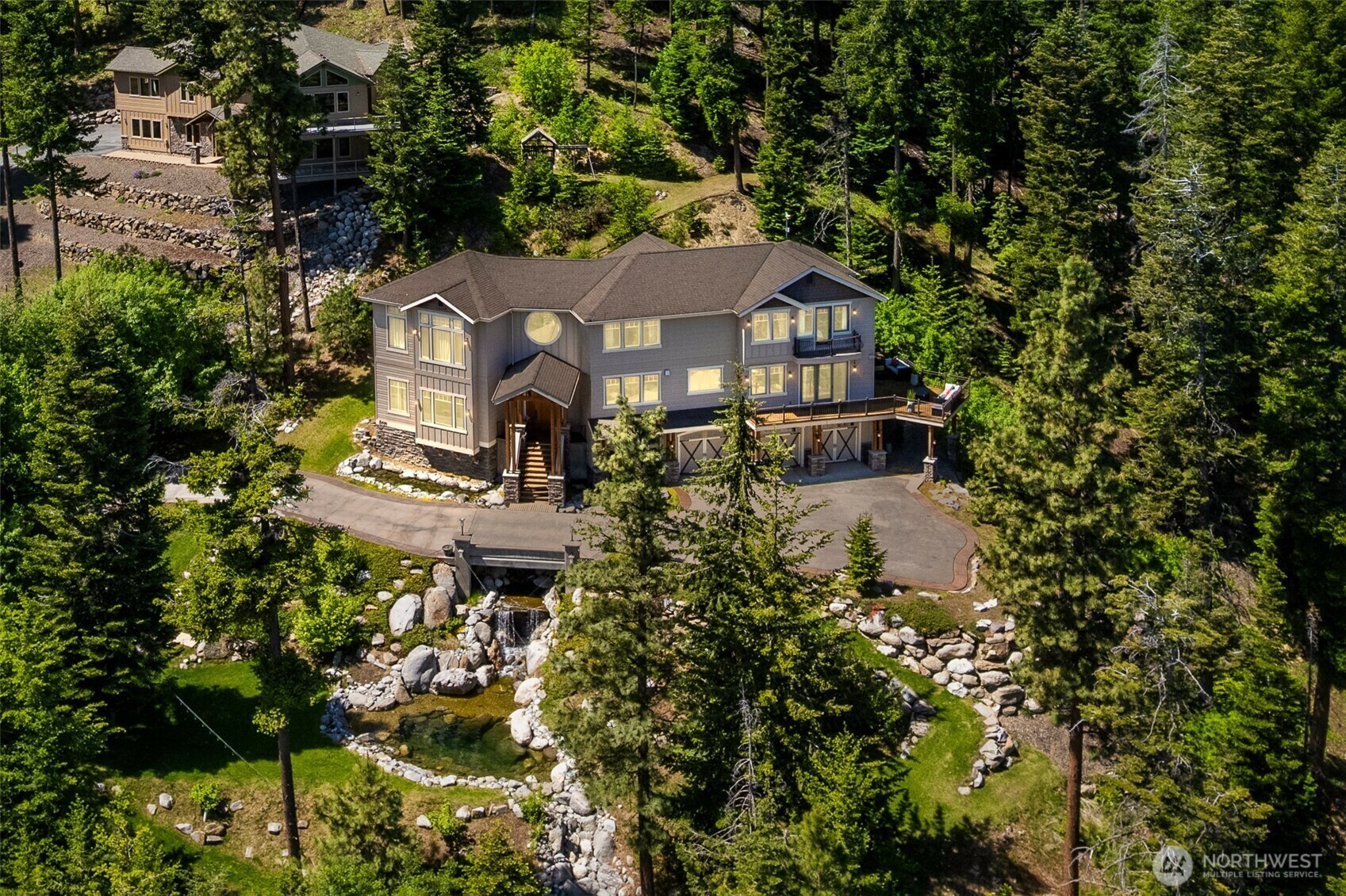 Property Photo: 6730 Forest Ridge Drive WA 98801