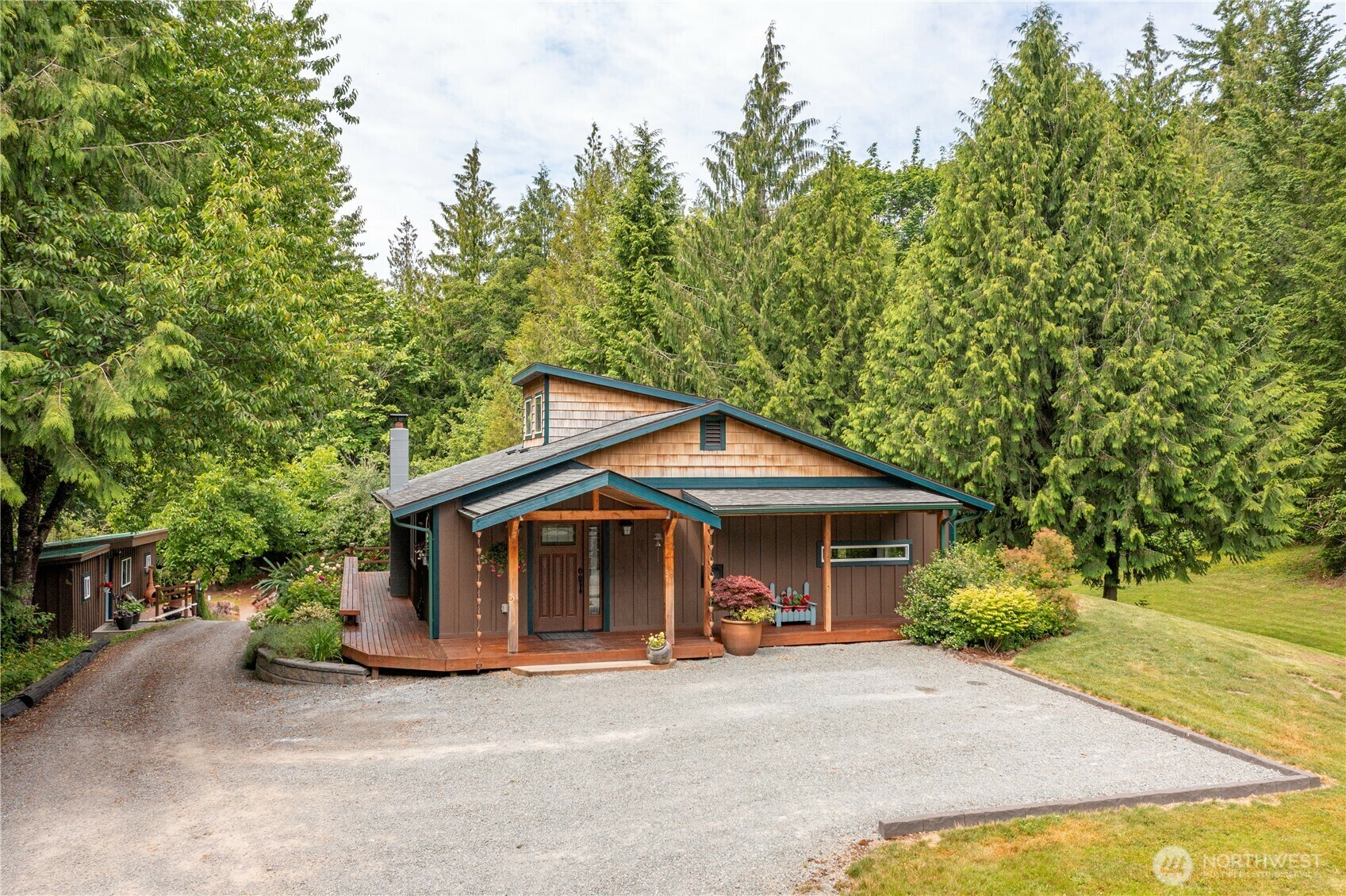 Property Photo: 25451 Lake Cavanaugh Road WA 98274