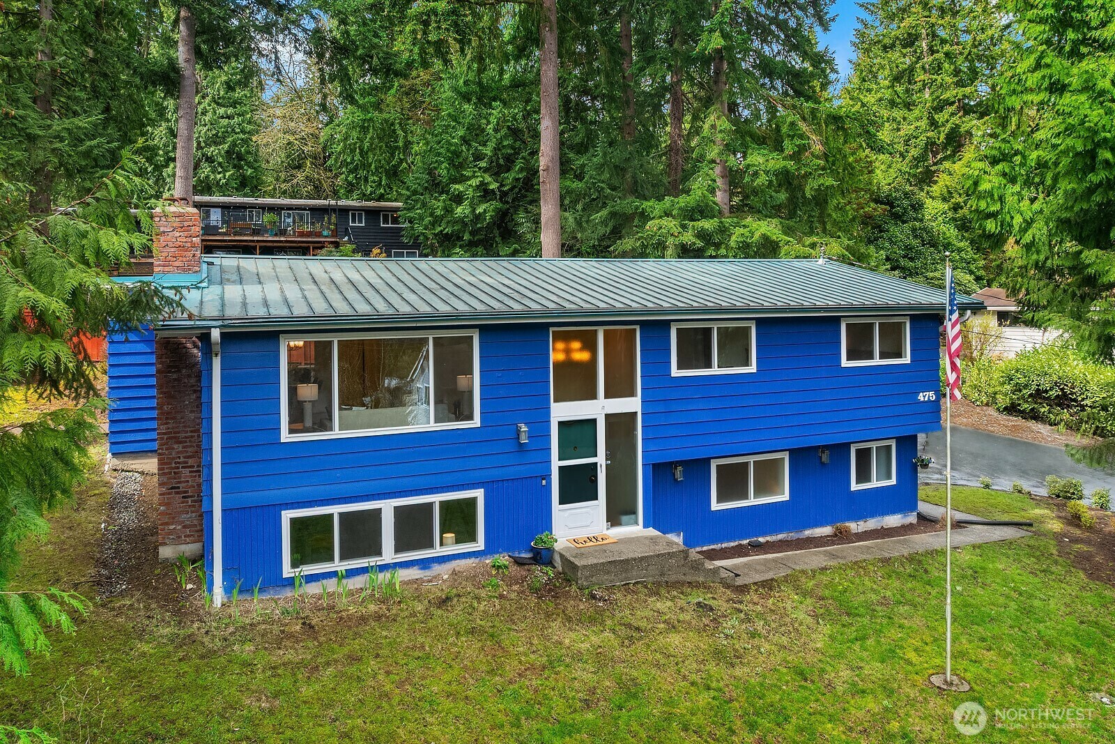 Property Photo: 475 Mt Hood Drive SW WA 98027