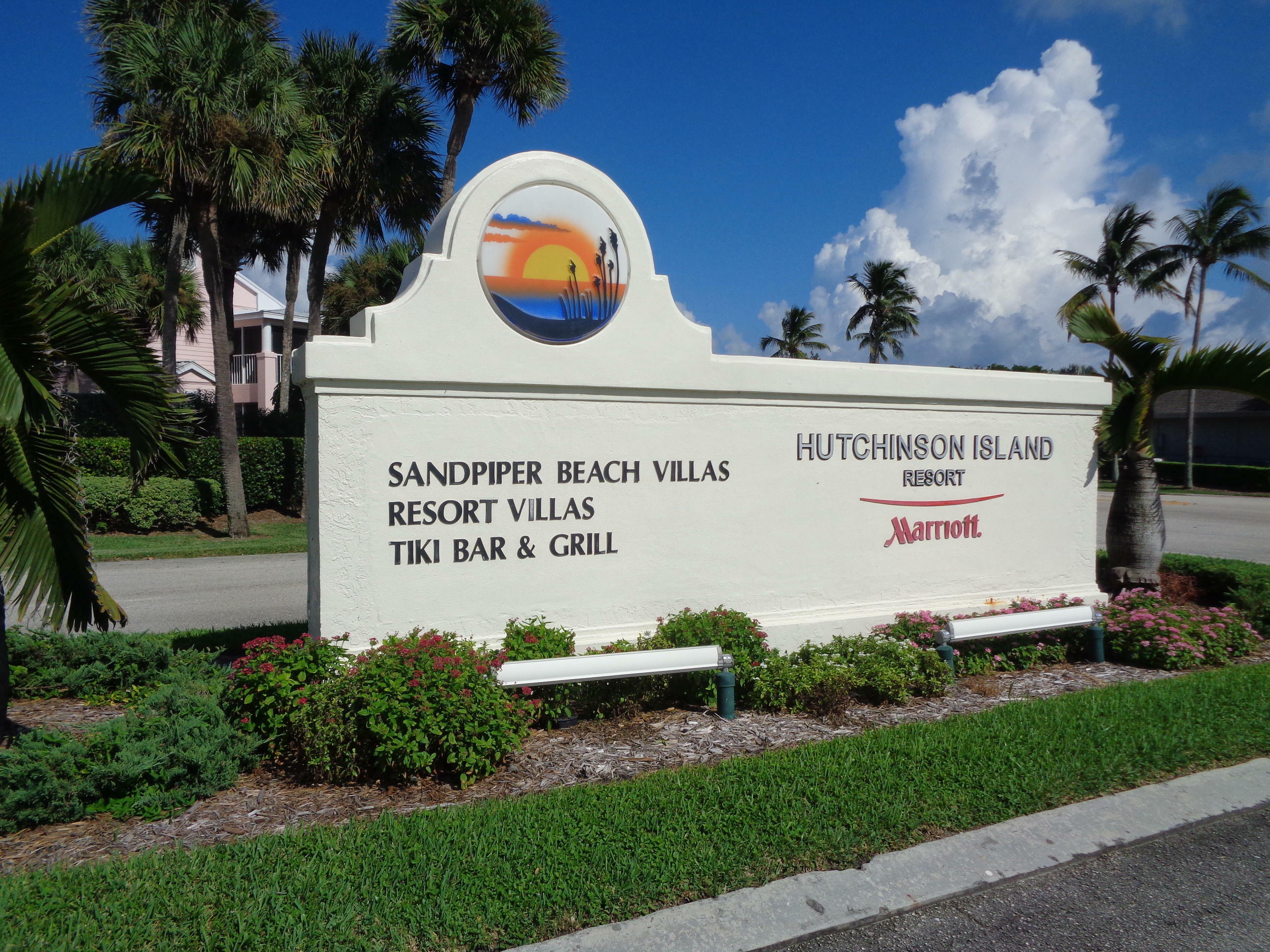 Property Photo: 5527 NE Gulfstream Way FL 34996